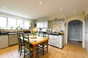 Photo 7- click for photo gallery